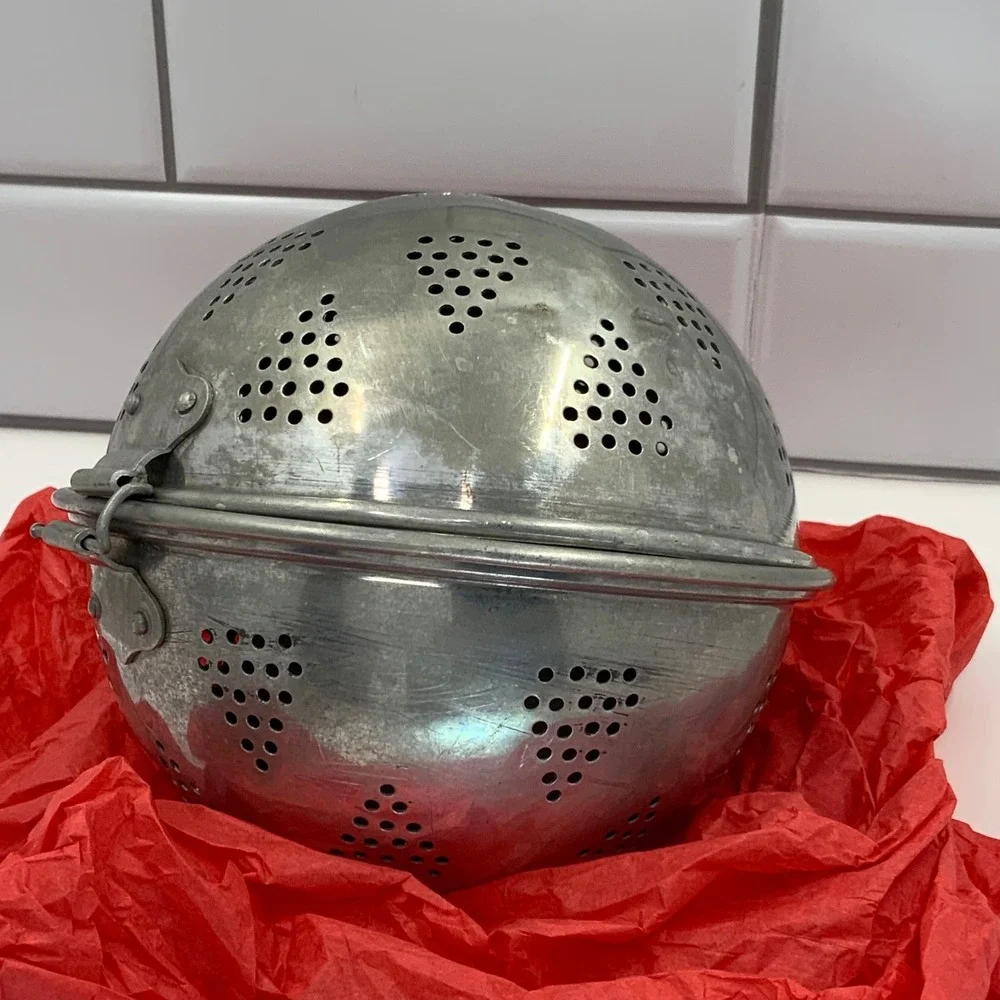 Vintage Damar Products Mrs Damar Rice Ball Infuser Aluminum 5 Inch Diameter